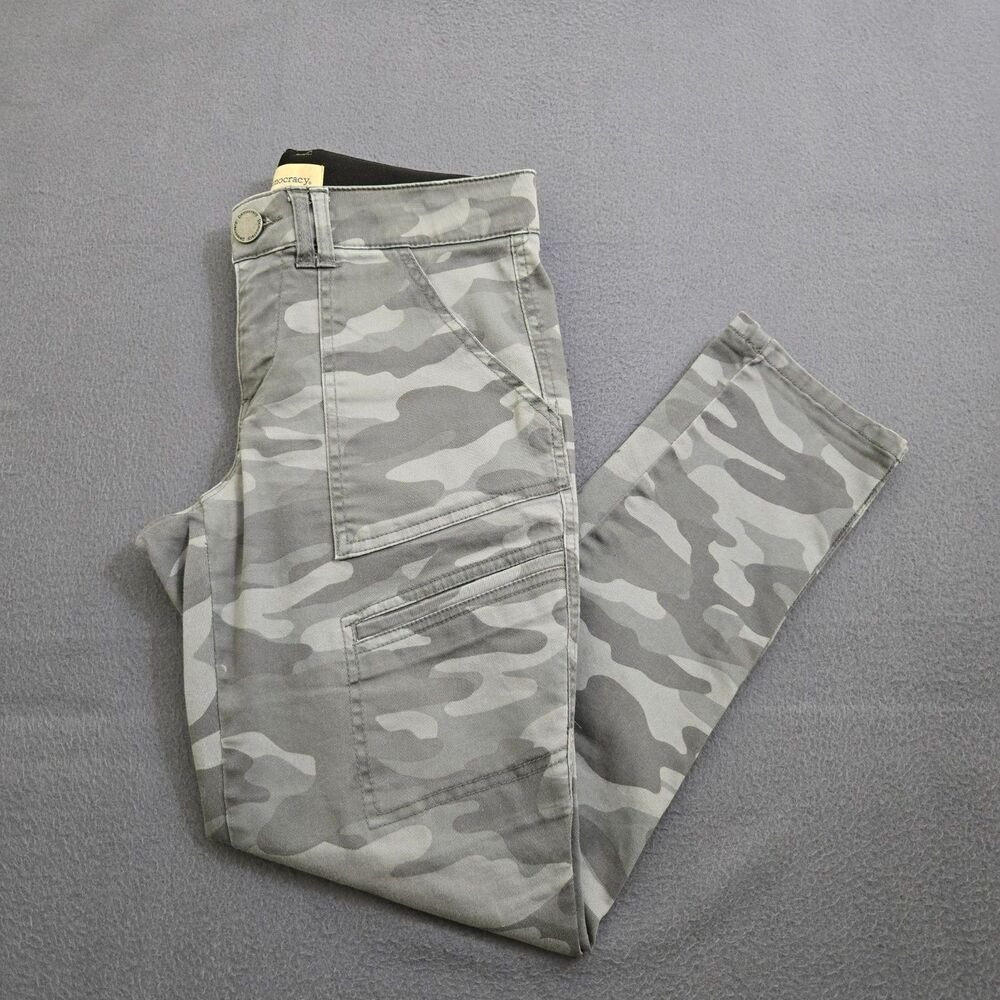 Democracy Ab Technology Women 2 Camo Cargo Low Rise Skinny Jeans